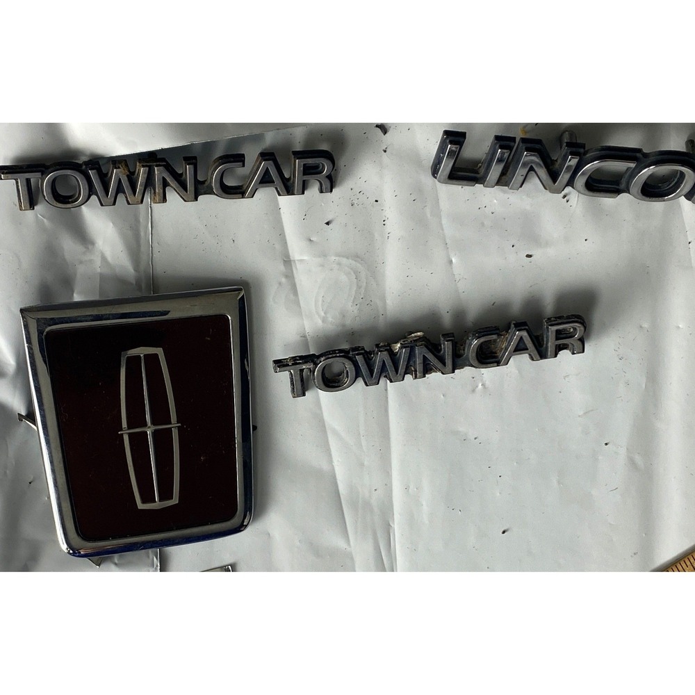 1990‎ Lincoln Town Car OEM Hood Emblem Badge & LINCOLN Trunk Letter Set